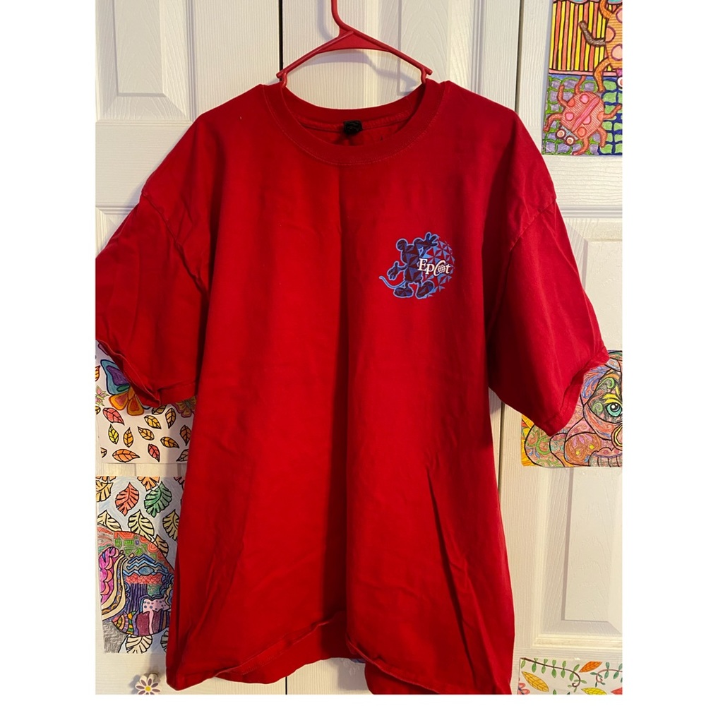 Vintage Walt Disney World Epcot Tee